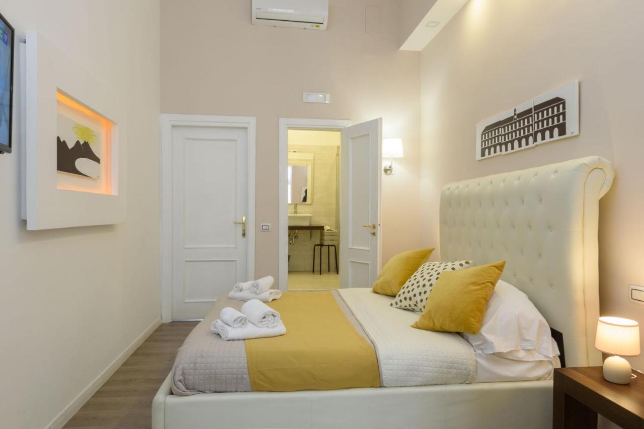 Domus Angioina Bed & Breakfast Naples Exterior photo